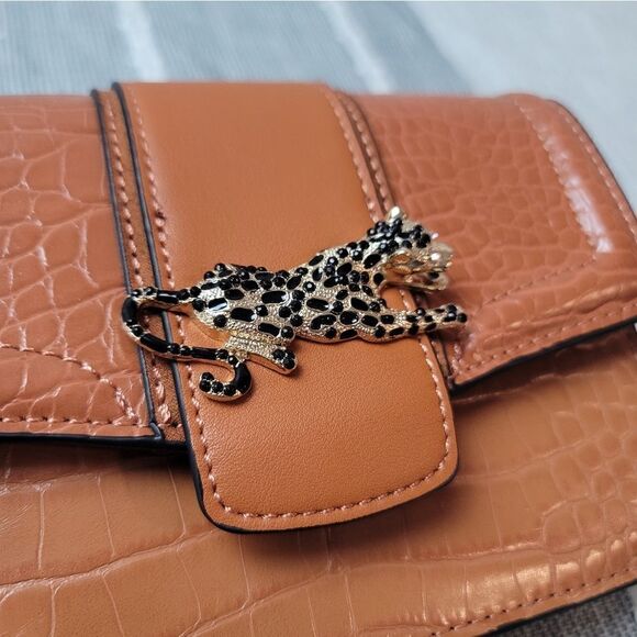 TOPSHOP Belt Bag - Picture 2 of 11